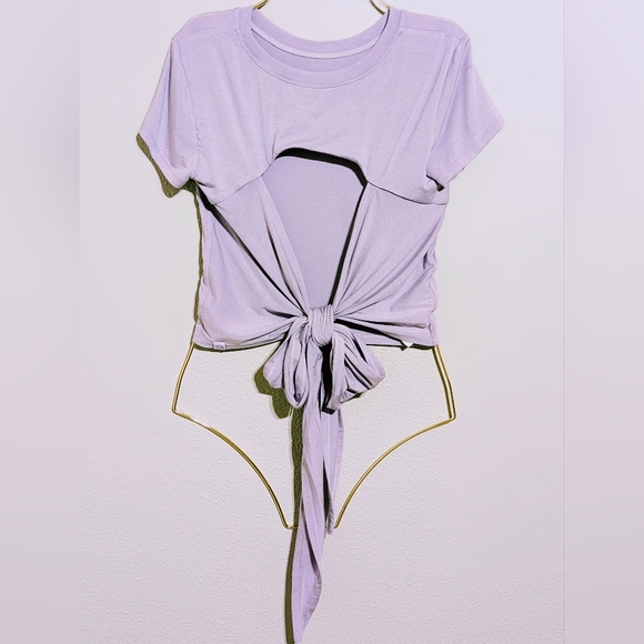 ​✨ NWOT Blogilates Reversible Bow Back Short Sleeve Top in Lilac (XS) - Picture 5 of 8
